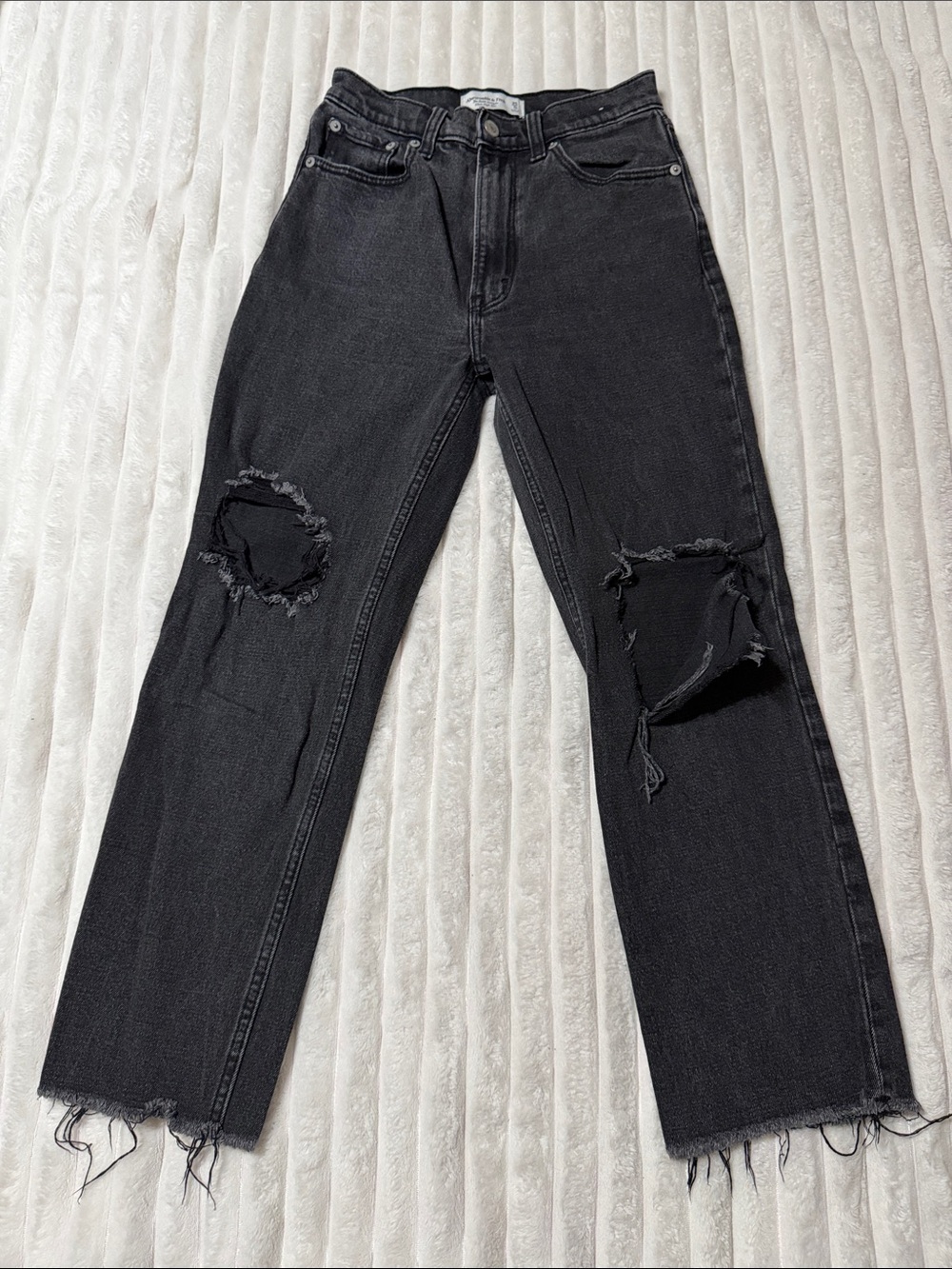 Abercrombie & Fitch The Ankle Straight Ultra High Rise Jean | Size 25 Short / 0